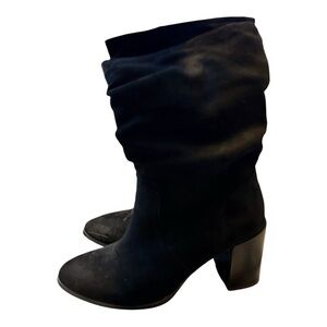 Black Suede Mid Calf Scrunch Boots size 9. Lightly used